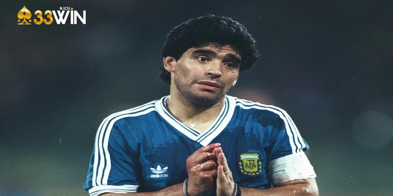 Diego Maradona là một huyền thoại bóng đá được nhiều người yêu thích